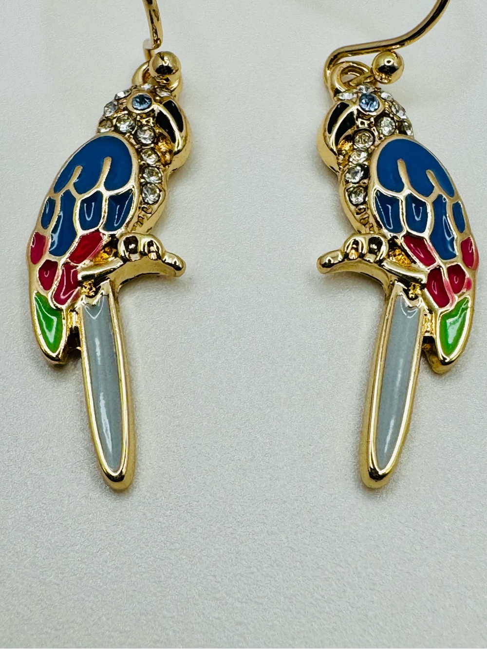 Tommy Bahama Pretty Parrot Drop Earrings NWOT